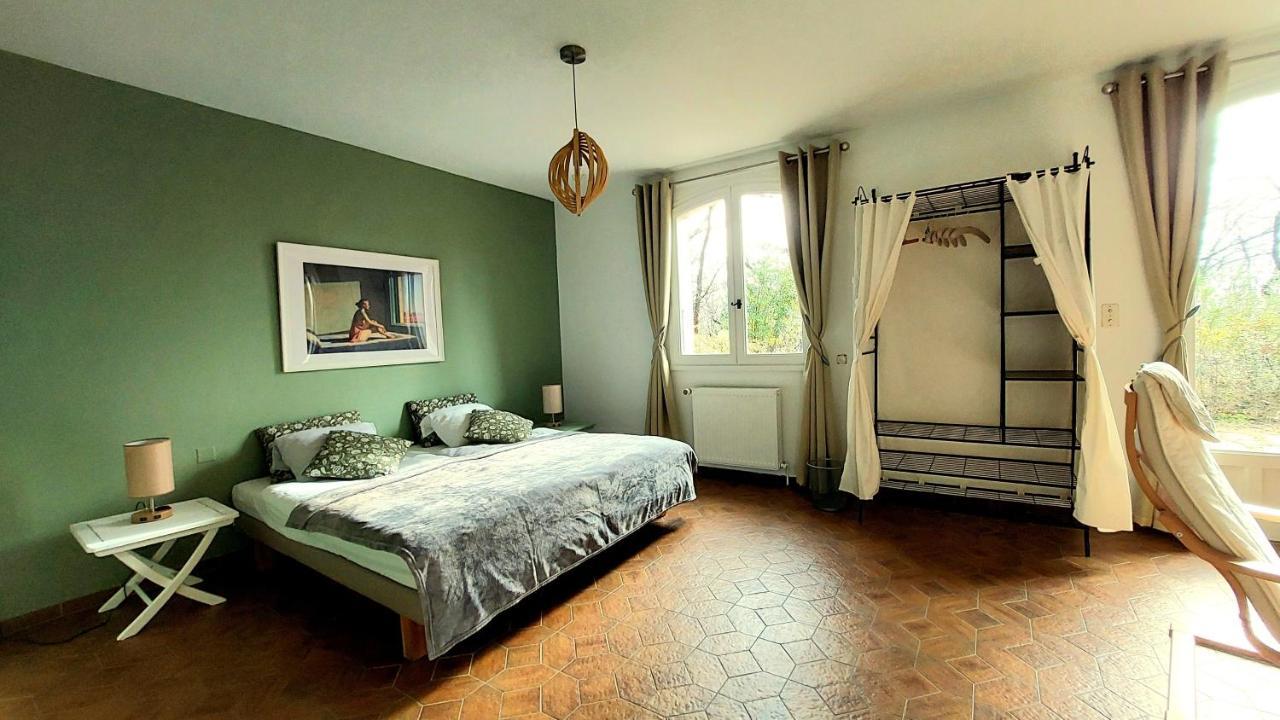 La Deviniere Hotell Donzère Rum bild