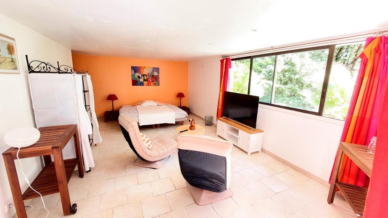 La Deviniere Hotell Donzère Rum bild