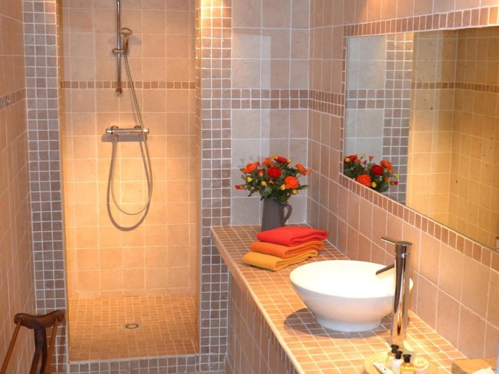 La Deviniere Hotell Donzère Rum bild