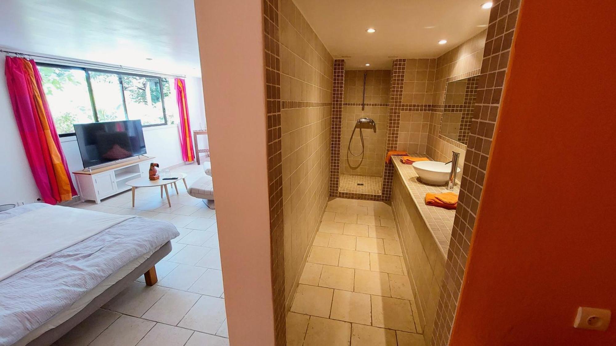 La Deviniere Hotell Donzère Rum bild