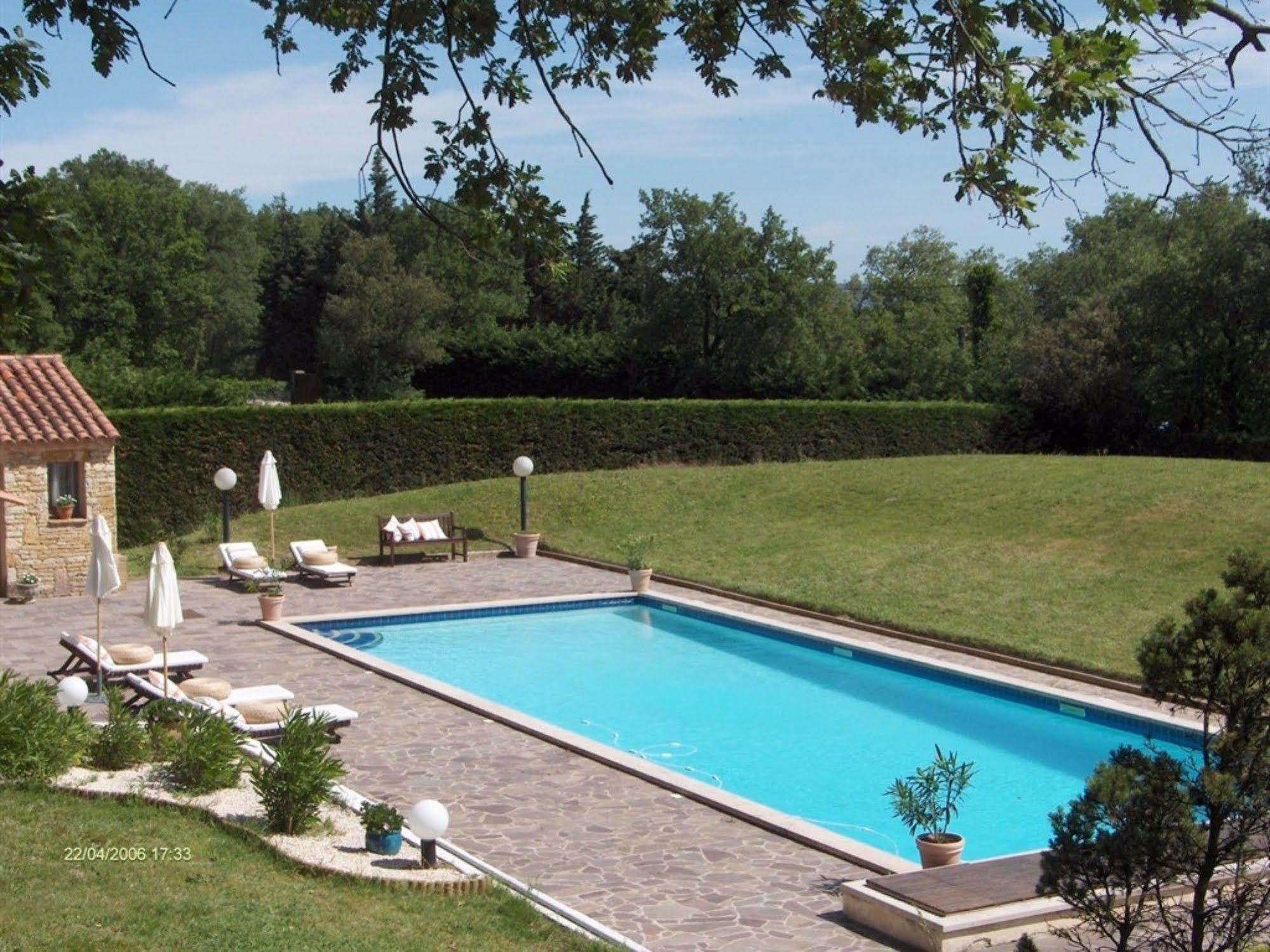 La Deviniere Hotell Donzère Exteriör bild